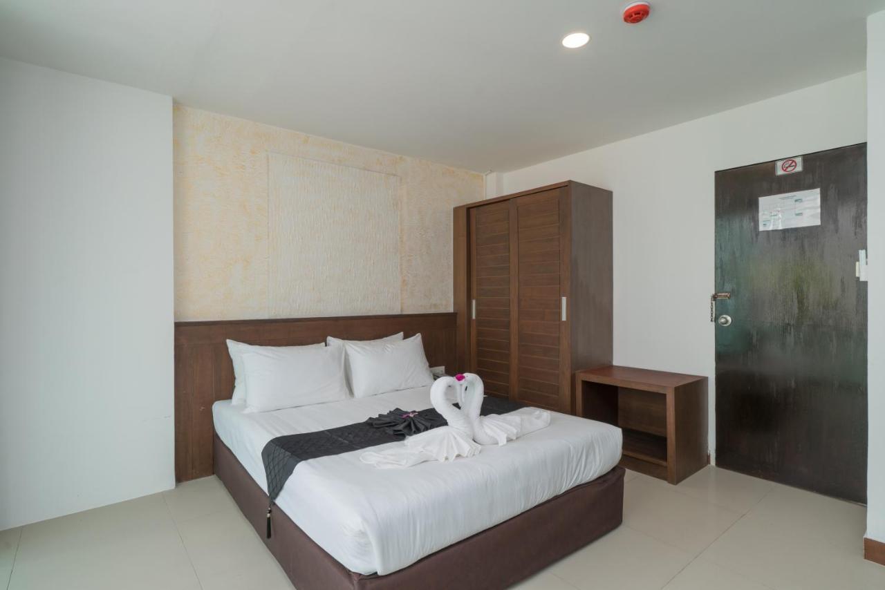 Destination Patong Hotel Exterior photo